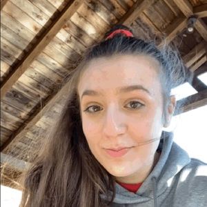 Meet your Posher, Scarlet